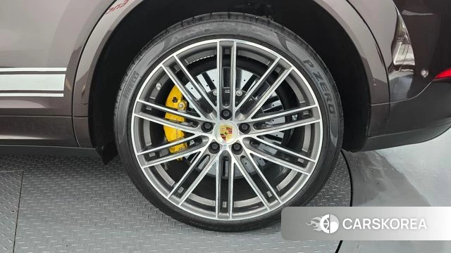 Porsche Cayenne (PO536) id 4793771 из Кореи 13