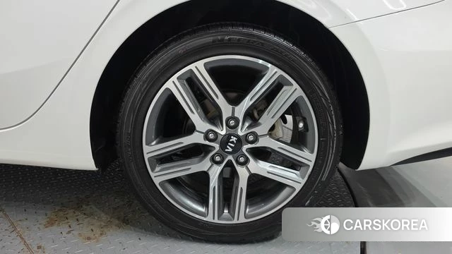 Kia Come New K3 id 5028630 из Кореи 13