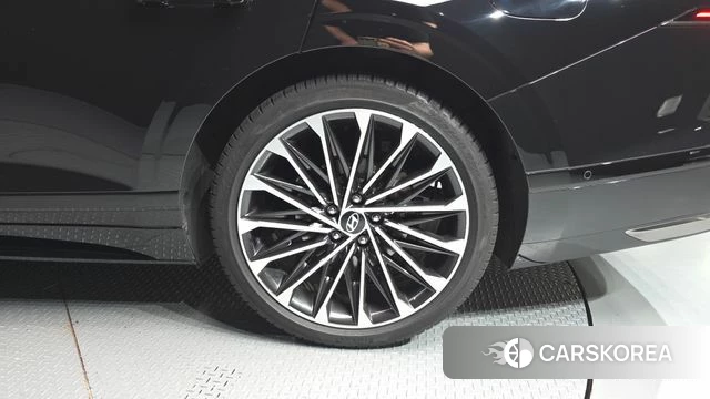 Hyundai Grandeur Hybrid (GN7) id 4985807 из Кореи 13