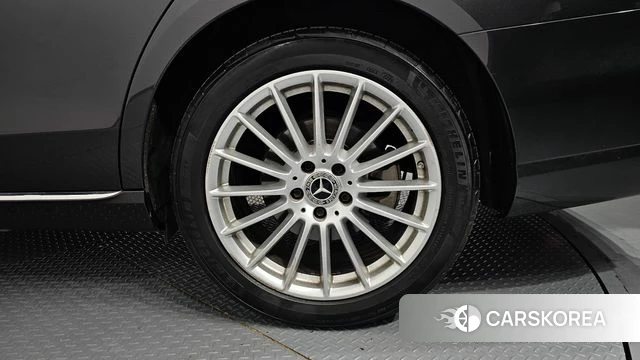 Mercedes-Benz E-Class W213 id 5028339 из Кореи 13
