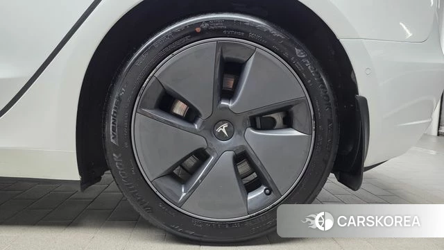 Tesla Model 3 id 4769564 из Кореи 13