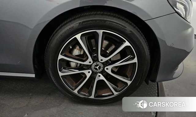 Mercedes-Benz E-Class W213 id 5003867 из Кореи 13