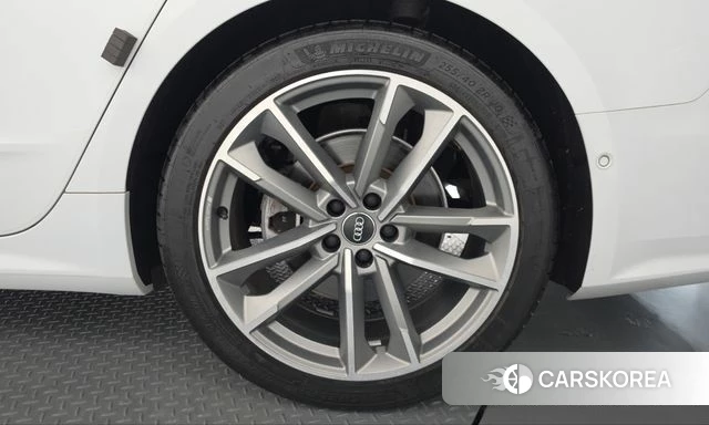 Audi A7 (4K) id 5023454 из Кореи 13