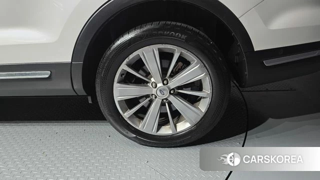 Ford Explorer id 4937706 из Кореи 13