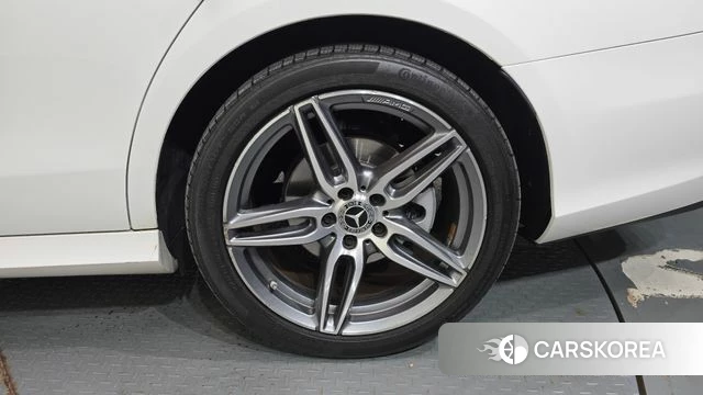 Mercedes-Benz E-Class W213 id 5023890 из Кореи 13