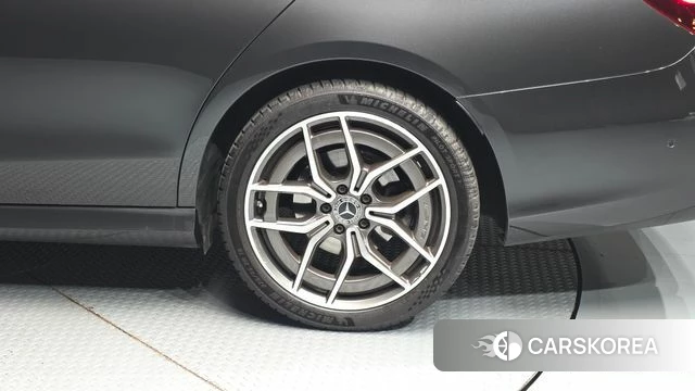 Mercedes-Benz E-Class W213 id 5047779 из Кореи 13