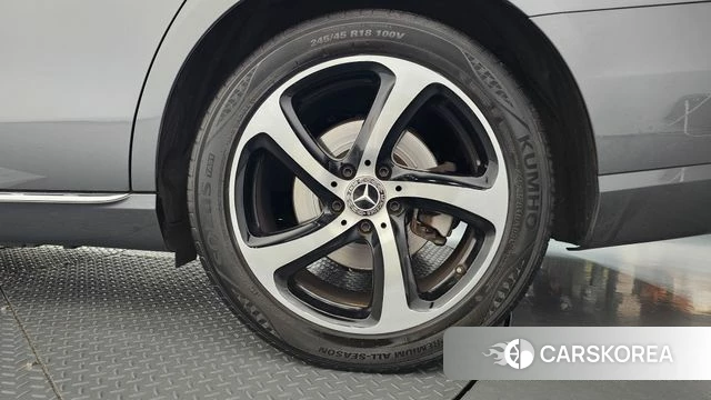 Mercedes-Benz E-Class W213 id 5004031 из Кореи 13