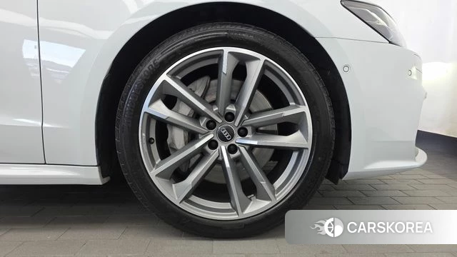 Audi A7 (4K) id 4967073 из Кореи 13