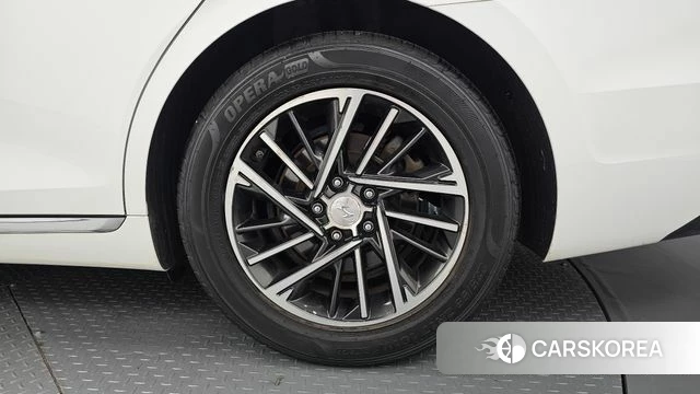 Hyundai The New Grandeur IG id 4780573 из Кореи 13