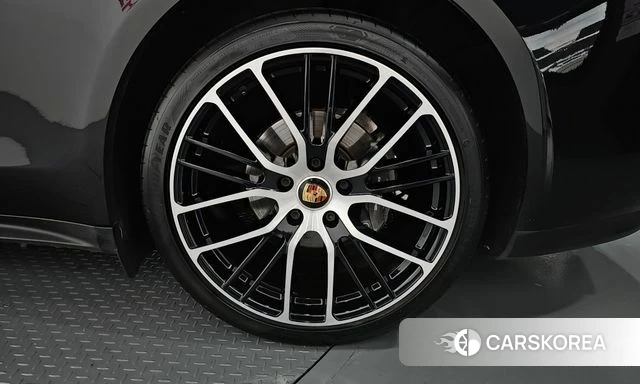 Porsche Panamera (971) id 4981864 из Кореи 13