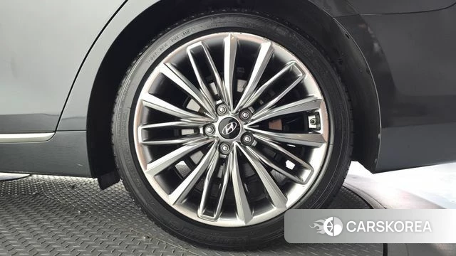 Hyundai Grandeur IG id 5018501 из Кореи 13