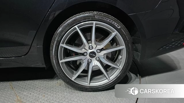 Genesis The New G70 Shooting Brake id 5039835 из Кореи 13
