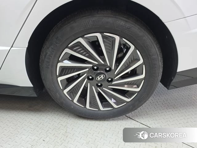 Hyundai Sonata D Edge Hybrid (DN8) id 4975340 из Кореи 13