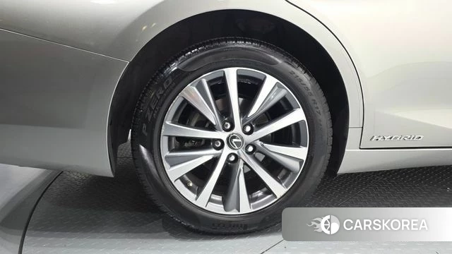 Lexus ES300h 7th generation id 4943704 из Кореи 13