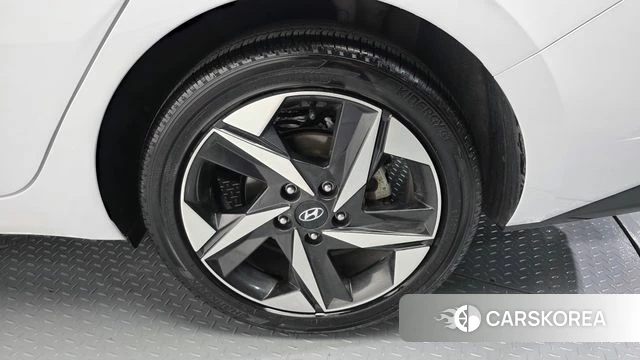 Hyundai Avante (CN7) id 4338057 из Кореи 13