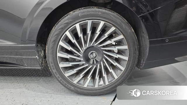 Hyundai Grandeur Hybrid (GN7) id 5011821 из Кореи 13