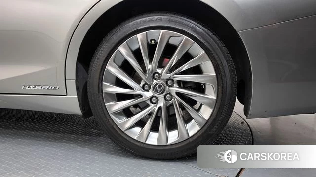 Lexus ES300h 7th generation id 4944026 из Кореи 13