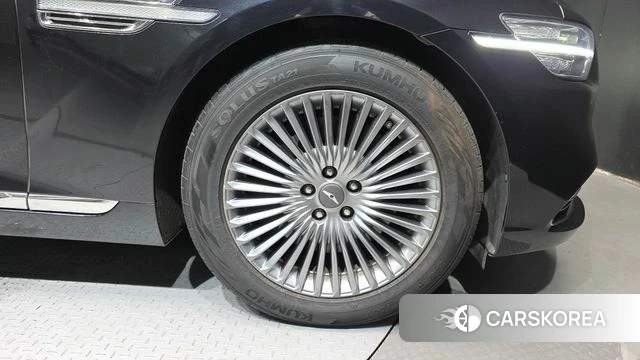 Genesis G90 id 4977655 из Кореи 13