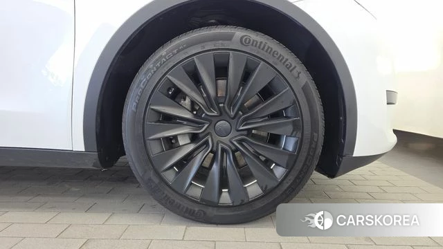 Tesla Model Y id 5033201 из Кореи 13