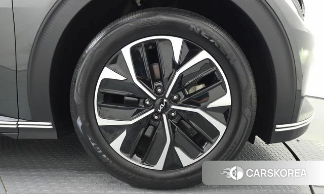 Kia EV6 id 5012152 из Кореи 13