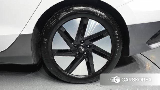 Hyundai Ionic 6 id 5011371 из Кореи 13