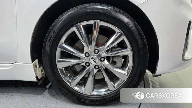 Kia The New Carnival id 5048358 из Кореи 13