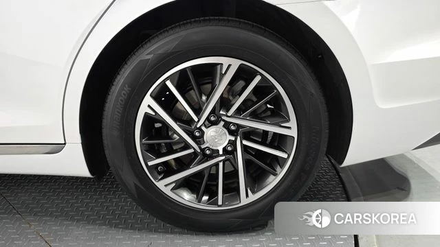 Hyundai The New Grandeur IG id 4951463 из Кореи 13