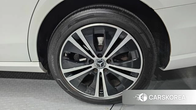 Mercedes-Benz E-Class W213 id 4992750 из Кореи 13