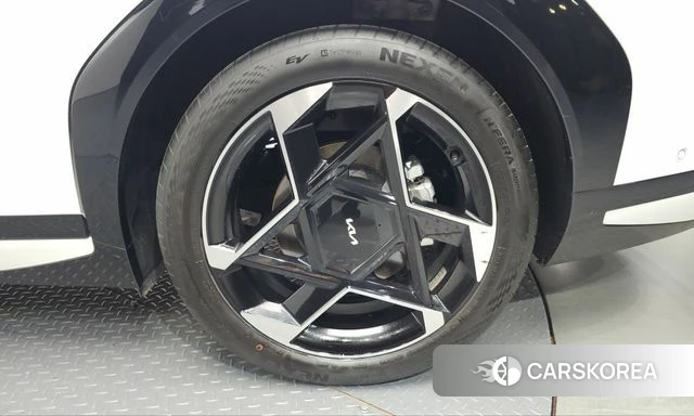 Kia EV4 id 4985027 из Кореи 13