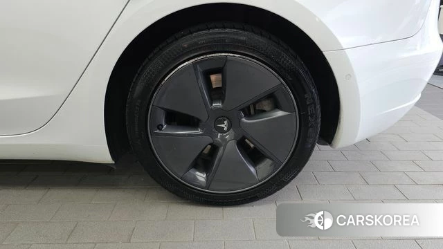 Tesla Model 3 id 4697931 из Кореи 13