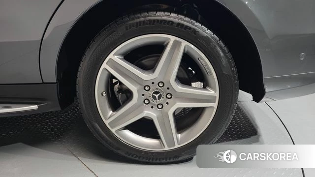 Mercedes-Benz GLE - Class W166 id 4993555 из Кореи 13