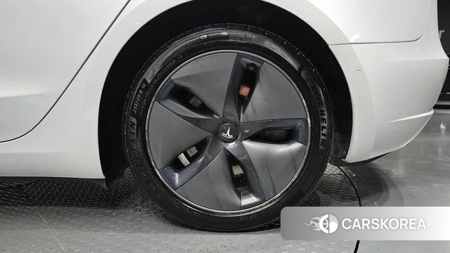 Tesla Model 3 id 4906849 из Кореи 13