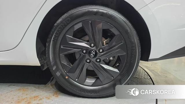 Hyundai Avante Hybrid (CN7) id 5028108 из Кореи 13