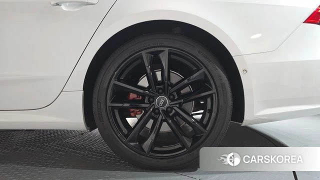 Audi A7 (4K) id 4987470 из Кореи 13