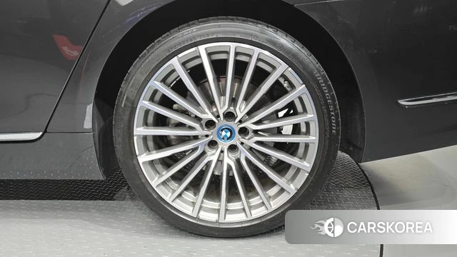 BMW 7 Series (G11) id 5040771 из Кореи 13
