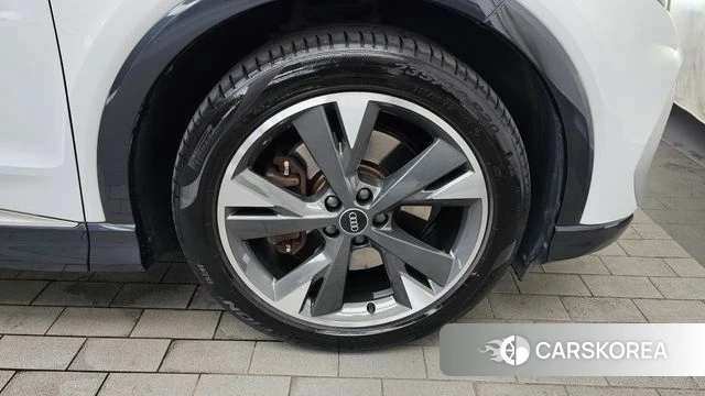 Audi Q4 e-Tron (F4) id 4905565 из Кореи 13