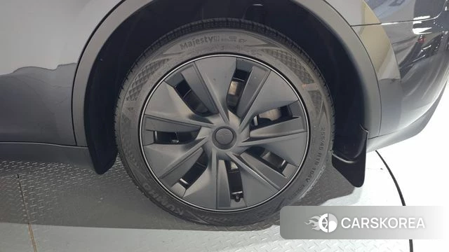 Tesla Model Y id 4950115 из Кореи 13