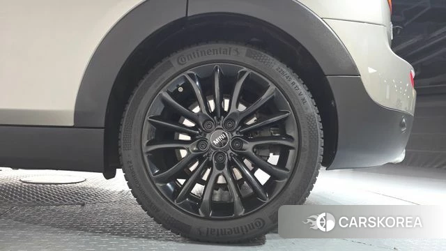 Mini Cooper Clubman id 4943452 из Кореи 13