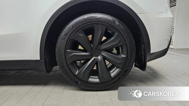 Tesla Model Y id 4550671 из Кореи 13