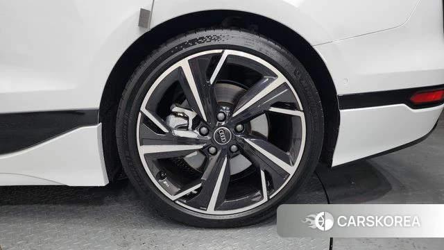 Audi A6 e-Tron id 4565594 из Кореи 13