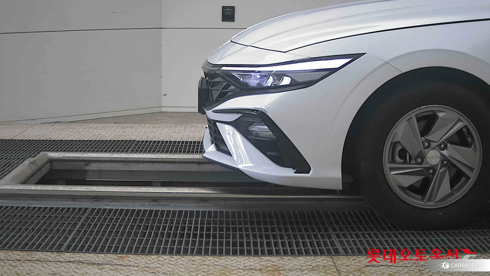 Hyundai Avante id 4984615 из Кореи 13