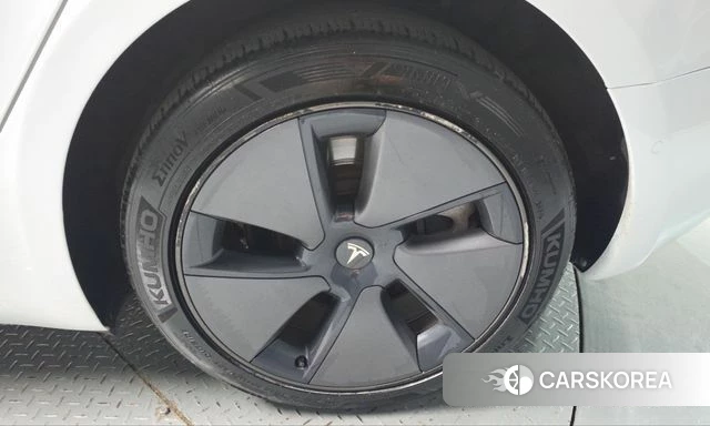 Tesla Model 3 id 5028355 из Кореи 13
