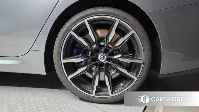 BMW 8 Series (G15) id 4996971 из Кореи 13