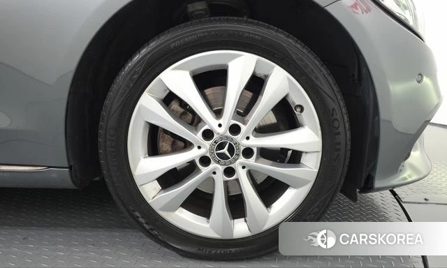 Mercedes-Benz C-Class W205 id 5035221 из Кореи 13