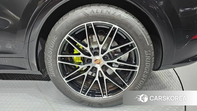 Porsche Cayenne (PO536) id 5011281 из Кореи 13
