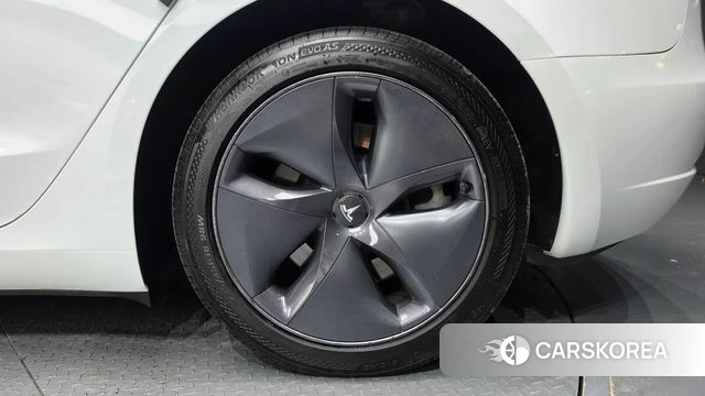 Tesla Model 3 id 4727223 из Кореи 13