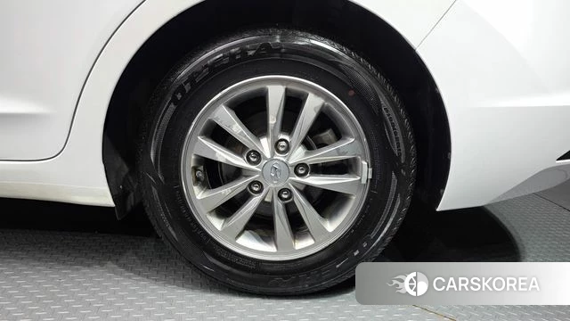 Hyundai The New Avante AD id 4765126 из Кореи 13