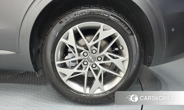Genesis GV70 id 5034515 из Кореи 13