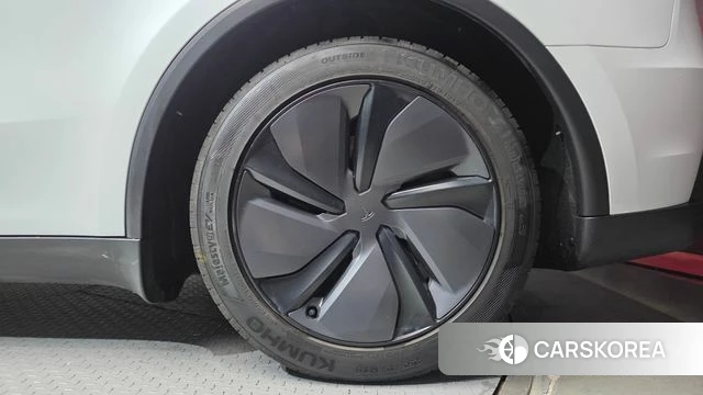 Tesla Model Y id 4980108 из Кореи 13