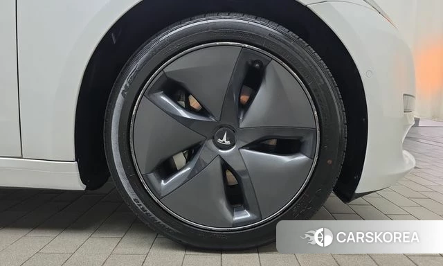 Tesla Model 3 id 4977255 из Кореи 13